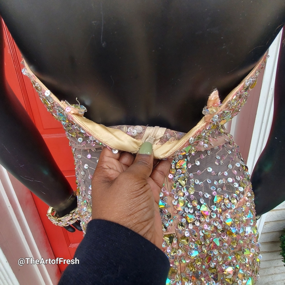Prom Pageant Homecoming Dress - Picture 13 of 16